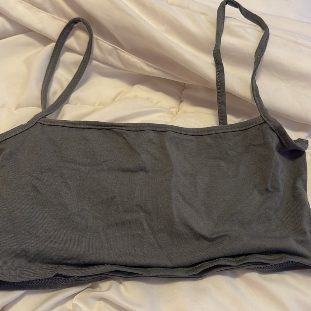 PrettyLittleThing CHARCOAL GREY JERSEY SQUARE NECK CROP TOP Size 4 - Picture 2 of 4